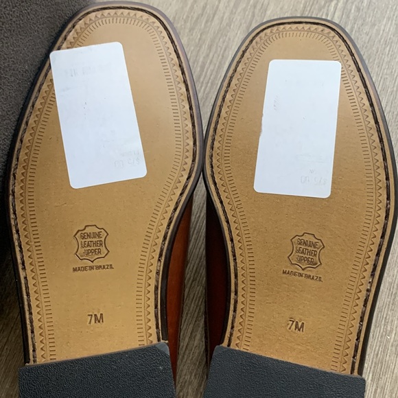 Pre-Own Men’s Shoes - Picture 7 of 11